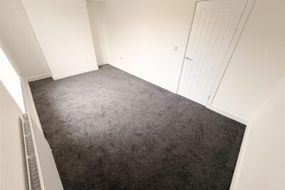 house - terraced for rent pentreguinea road