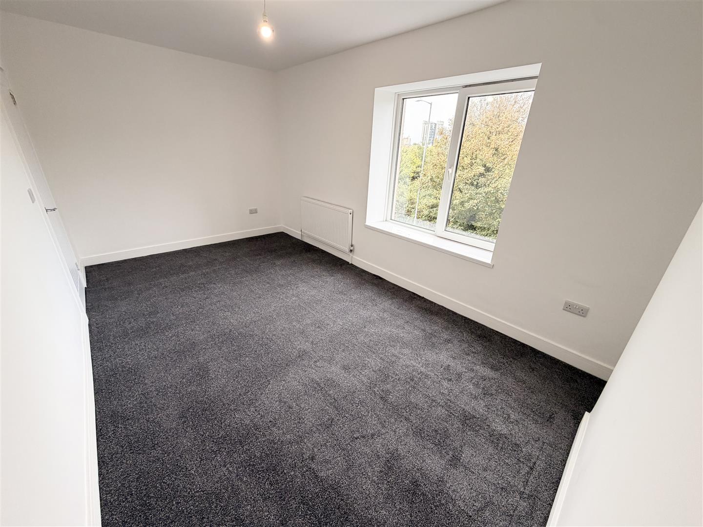 house - terraced for rent pentreguinea road