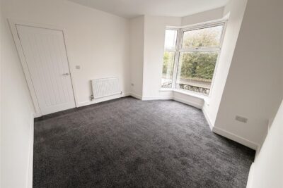 house - terraced for rent pentreguinea road