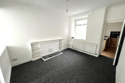 house for rent queen street