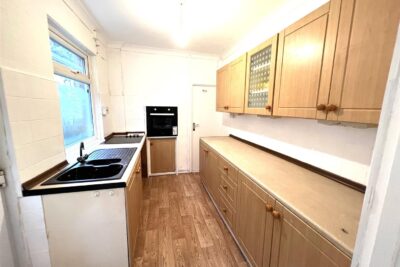 house for rent queen street