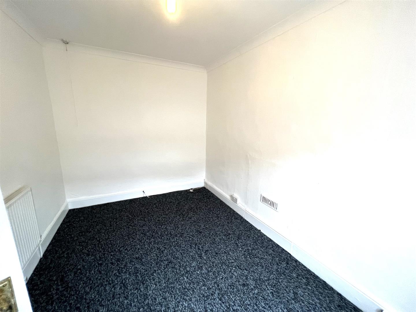 house for rent queen street