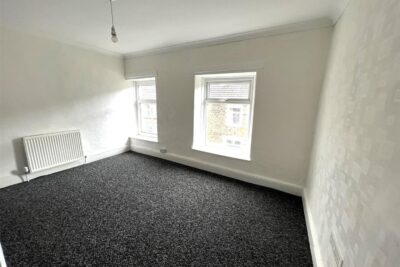 house for rent queen street