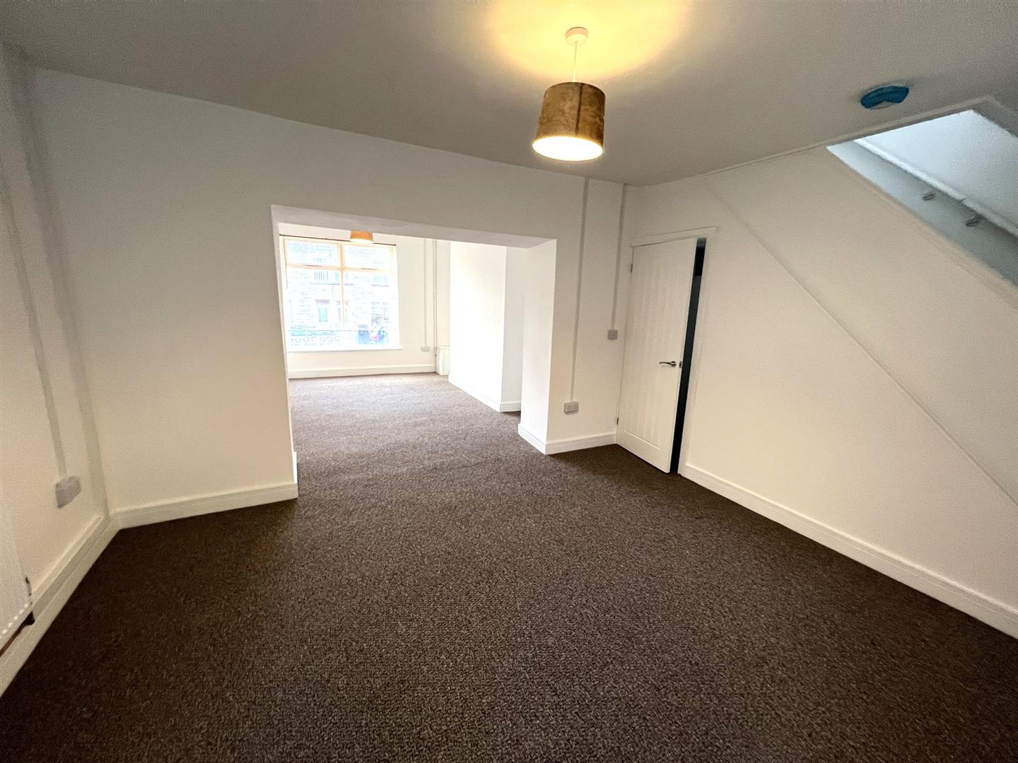 house - terraced for rent ashfield road