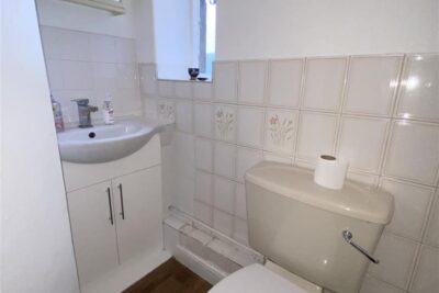 house - end terrace for rent gwyn street