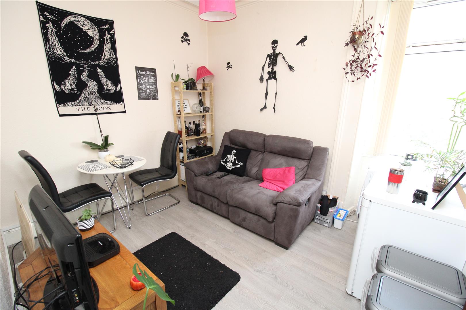 flat for rent wood road