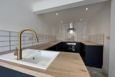 house - terraced for rent brithweunydd road