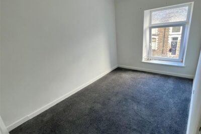 house - terraced for rent brithweunydd road