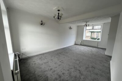 house - terraced for rent brithweunydd road