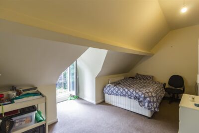 house - terraced for rent broadway