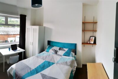 house - terraced for rent broadway