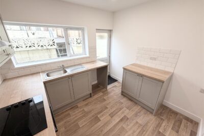 house - terraced for rent prospect place