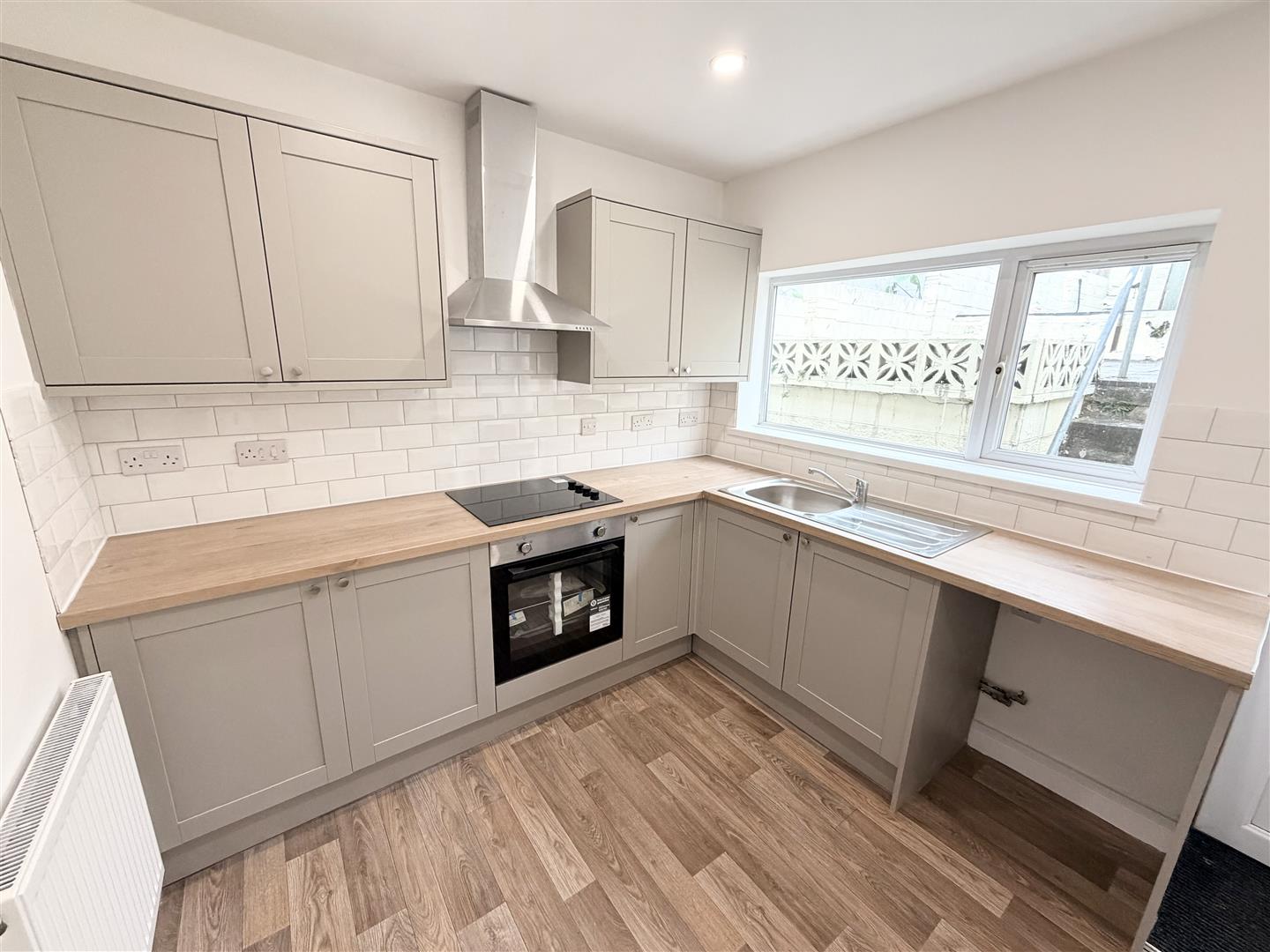 house - terraced for rent prospect place