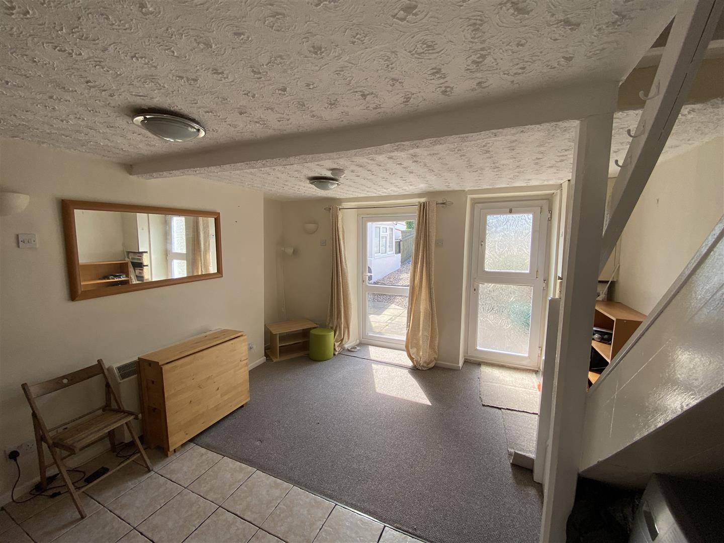 house - terraced for rent old park terrace