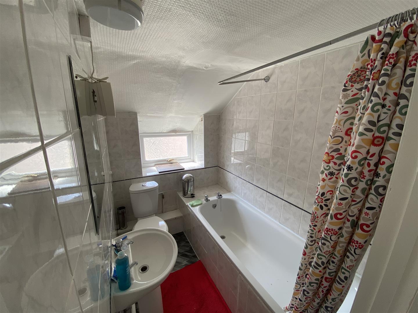 house - terraced for rent old park terrace