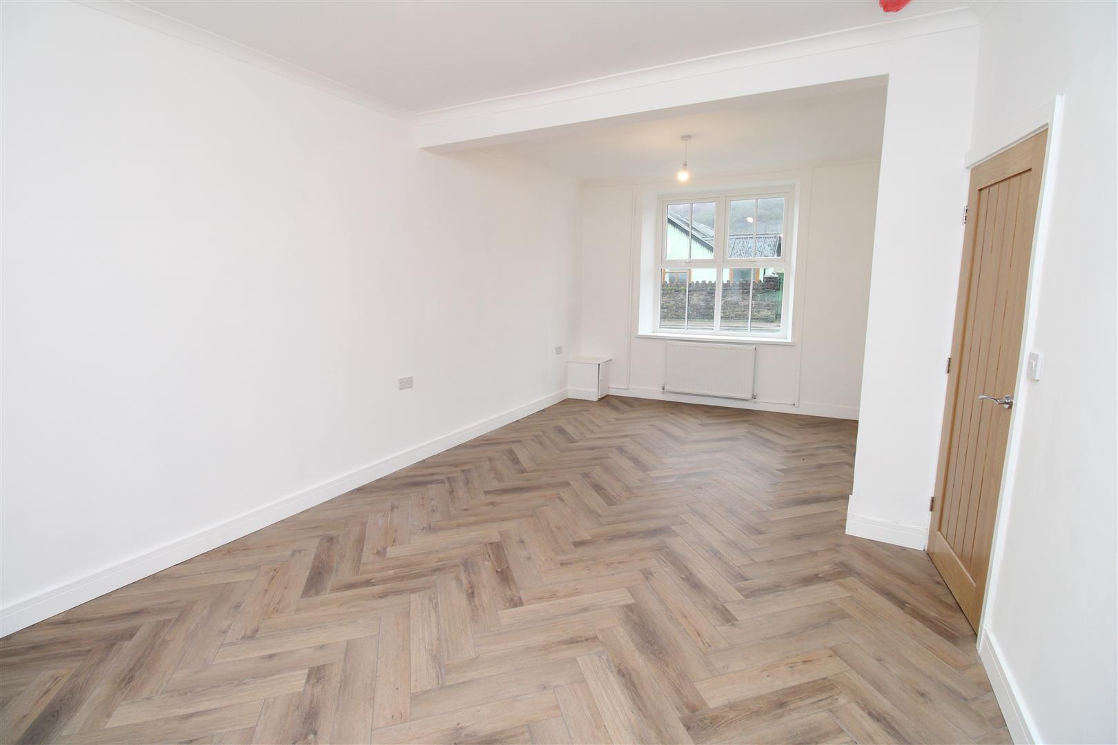 house for rent bute street