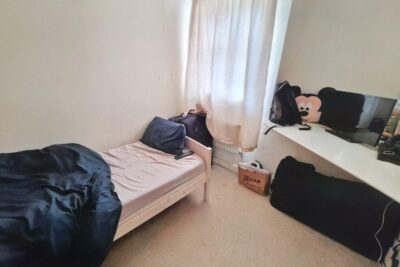 house - terraced for rent wood road