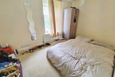 house - terraced for rent wood road