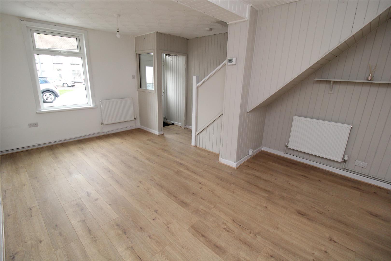 house - terraced for rent thurston road