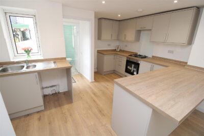 house - terraced for rent thurston road