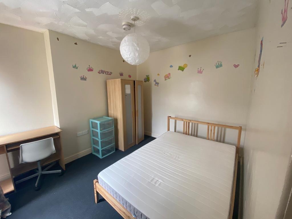 house - end terrace for rent collins terrace