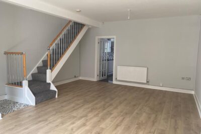 house - terraced for rent middle street