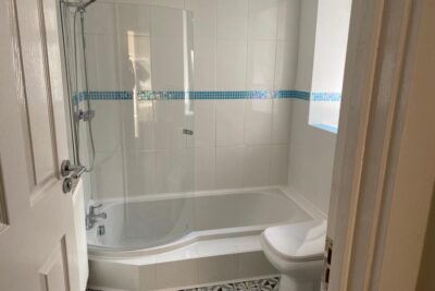 house - terraced for rent middle street