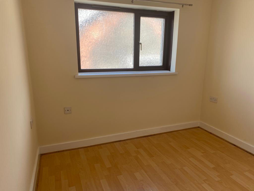 house - terraced for rent middle street