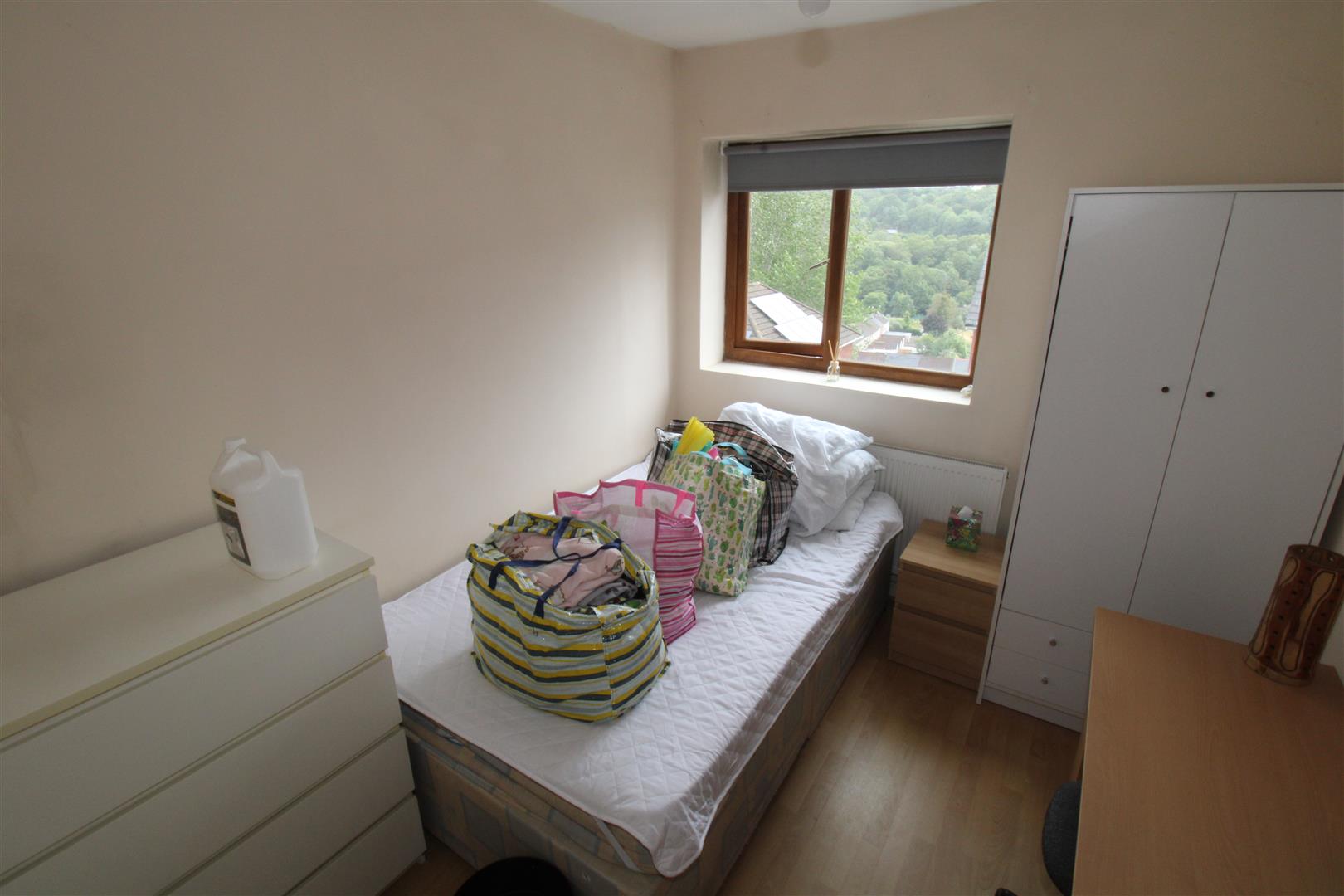 house - terraced for rent wood road