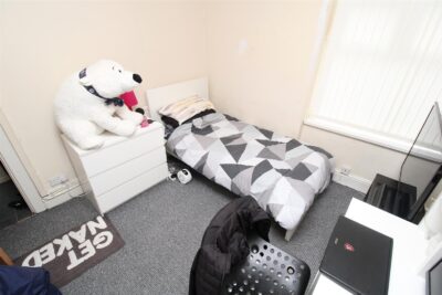 room for rent hilda street