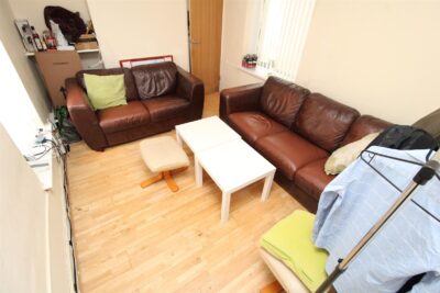 room for rent hilda street