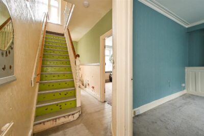 house - terraced for sale jersey road