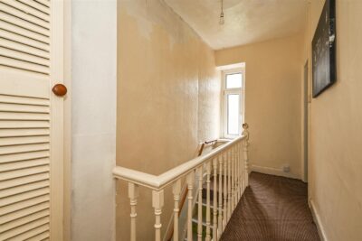 house - terraced for sale jersey road