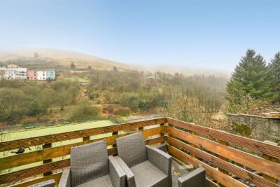 house - terraced for sale jersey road