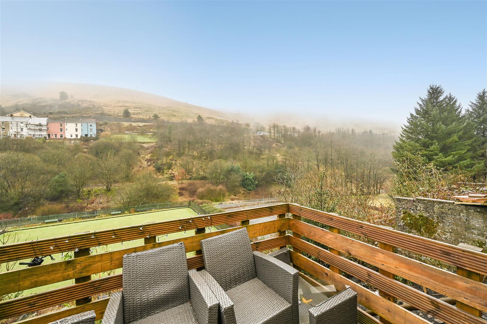 house - terraced for sale jersey road