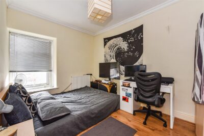 house - terraced for sale queen street