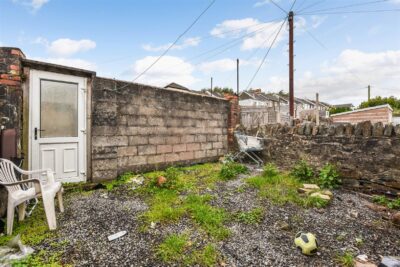 house - terraced for sale queen street