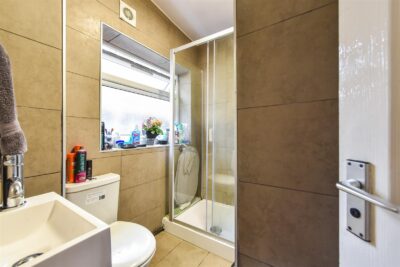 house - terraced for sale queen street