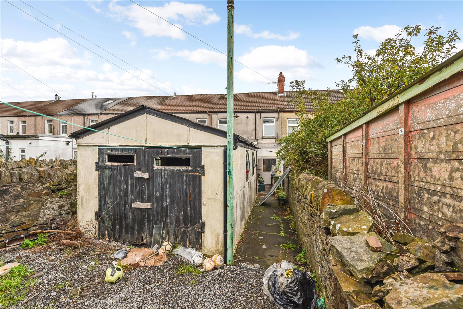 house - terraced for sale queen street