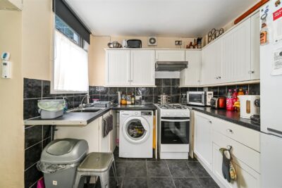 house - terraced for sale rhys street