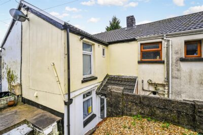 house - terraced for sale rhys street