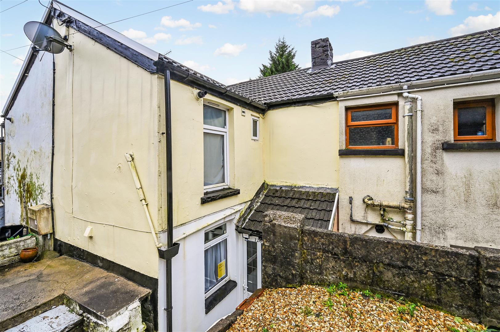 house - terraced for sale rhys street