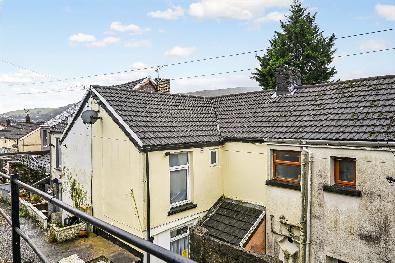 house - terraced for sale rhys street