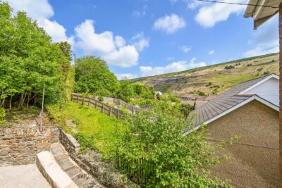 house for sale brynbedw road