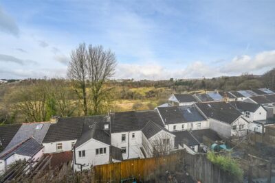 house - terraced for sale francis street