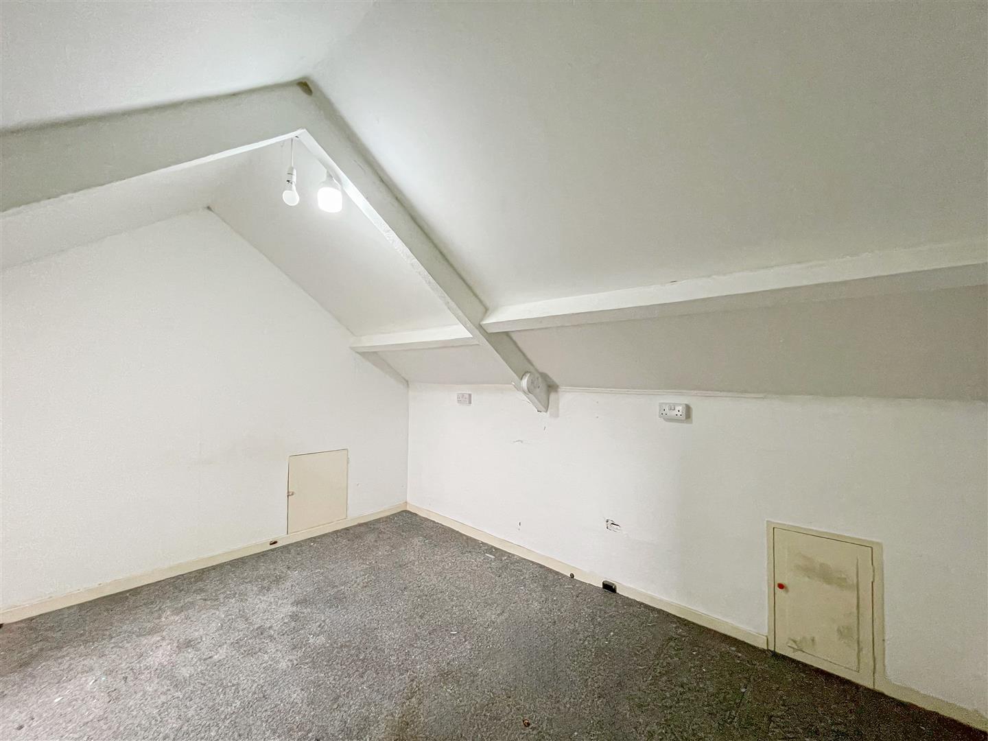 house - end terrace for sale penydre