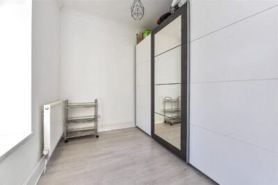 house - terraced for sale woodland road