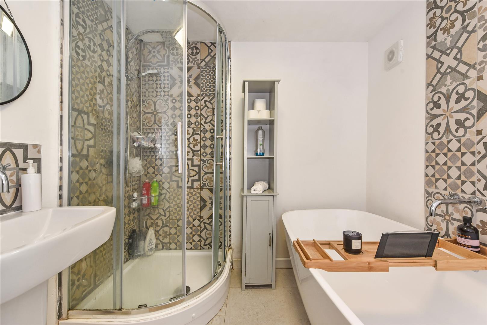 house - terraced for sale woodland road