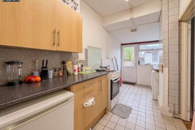 house for sale oakwood street