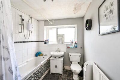 house - terraced for sale grover street